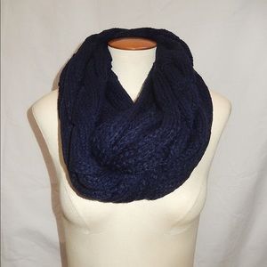 Chunky Solid Color Cable Knitted Infinity Scarf  ~